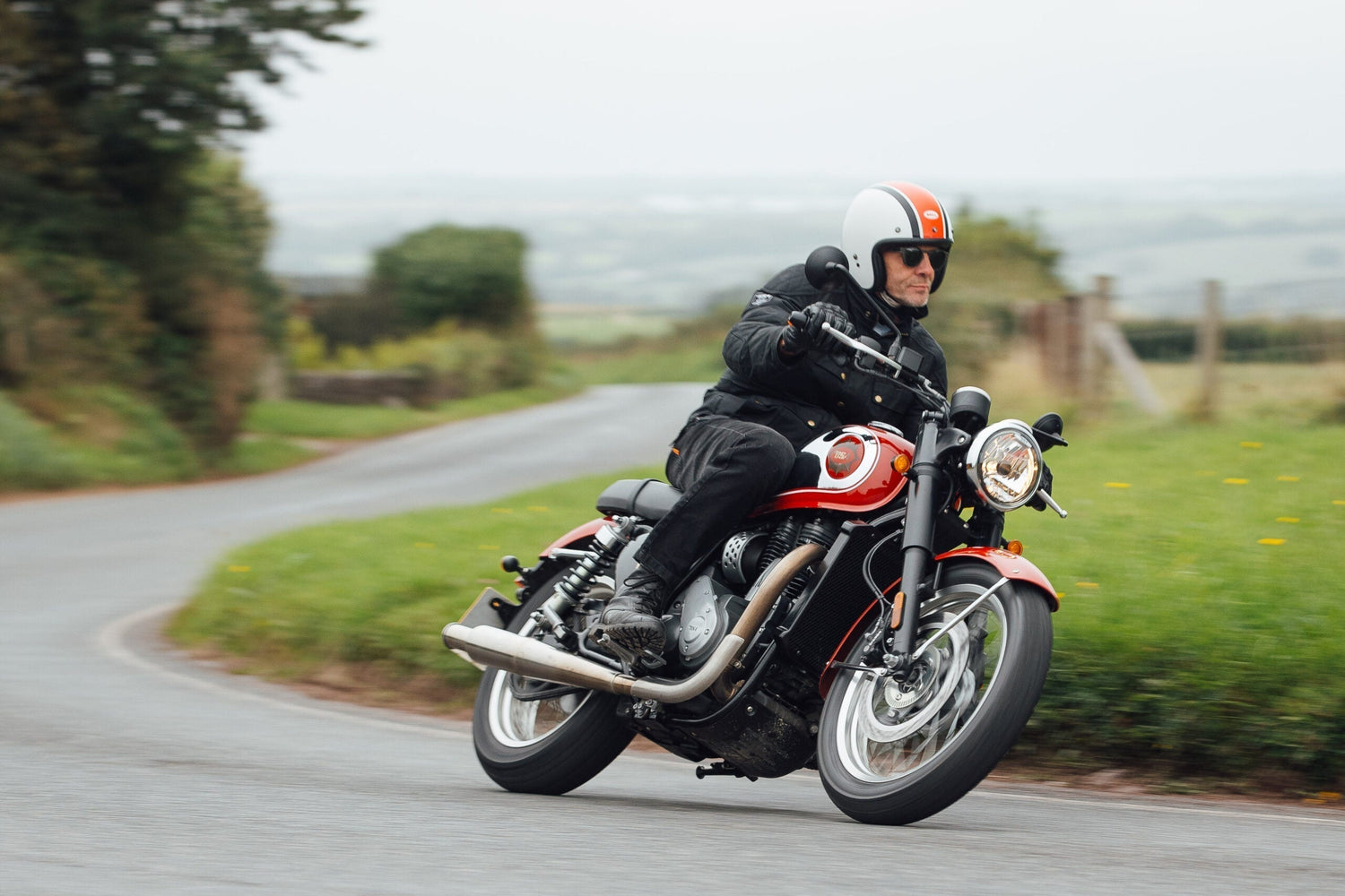 Why A BSA Motorcycle Is The Ultimate Dussehra Gift For An Unforgettable Experience